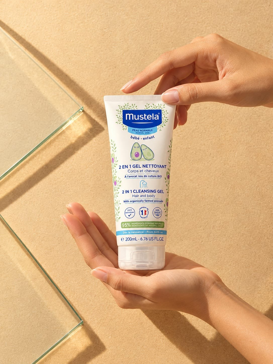 Mustela 2 in 1 Cleansing Gel - Image 2